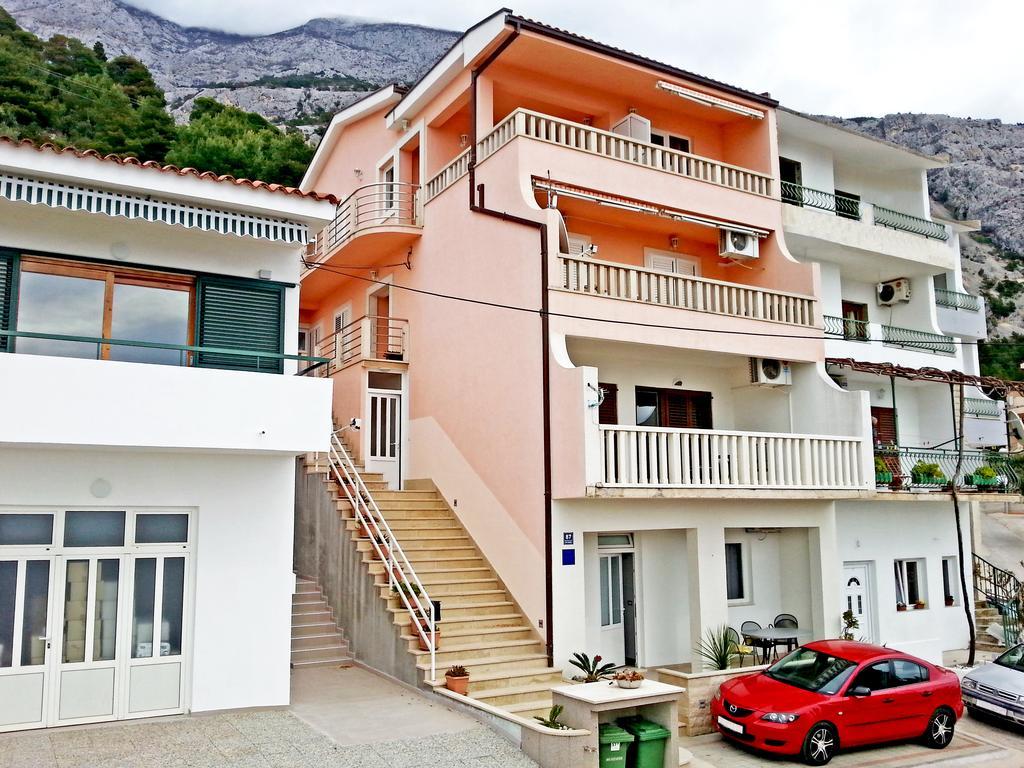 Apartments Emilija Makarska Habitación foto